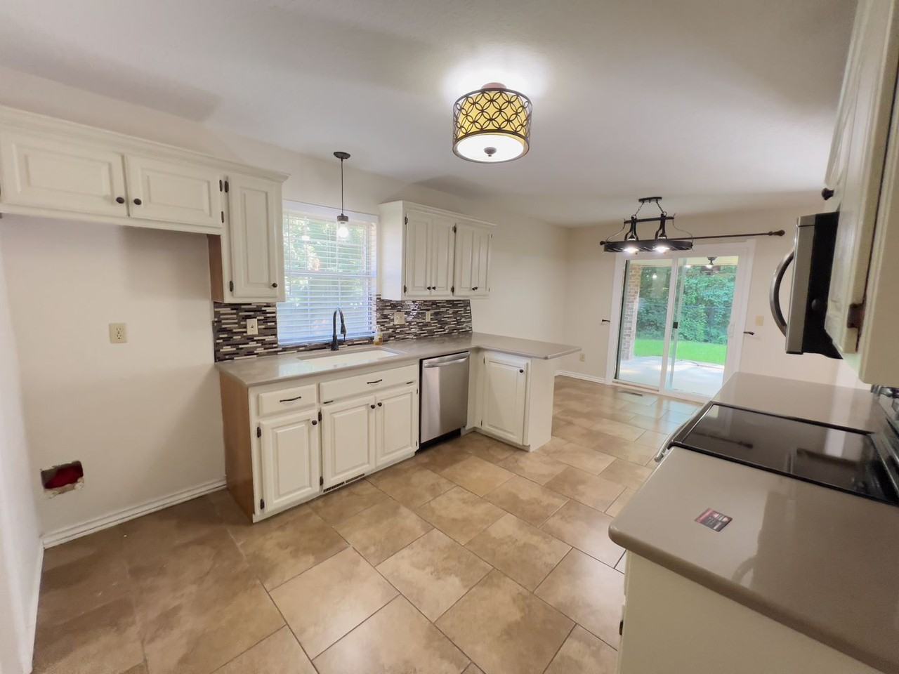 11800 Kingsridge Ter - Photo 3 of 26
