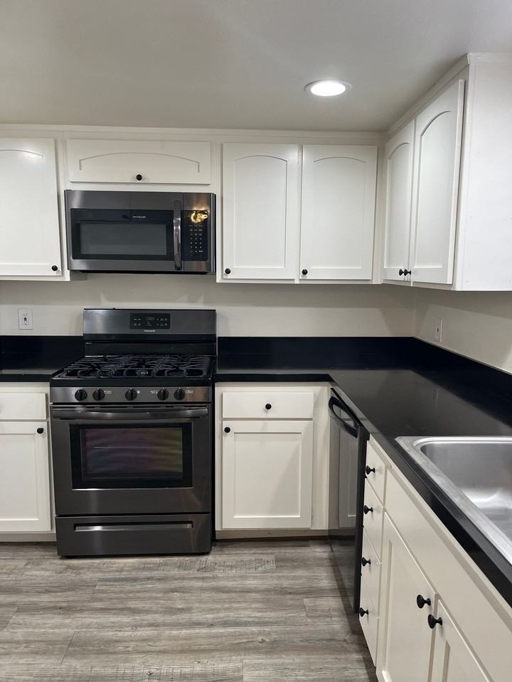 Franklin Townhomes - Photo 7 of 10