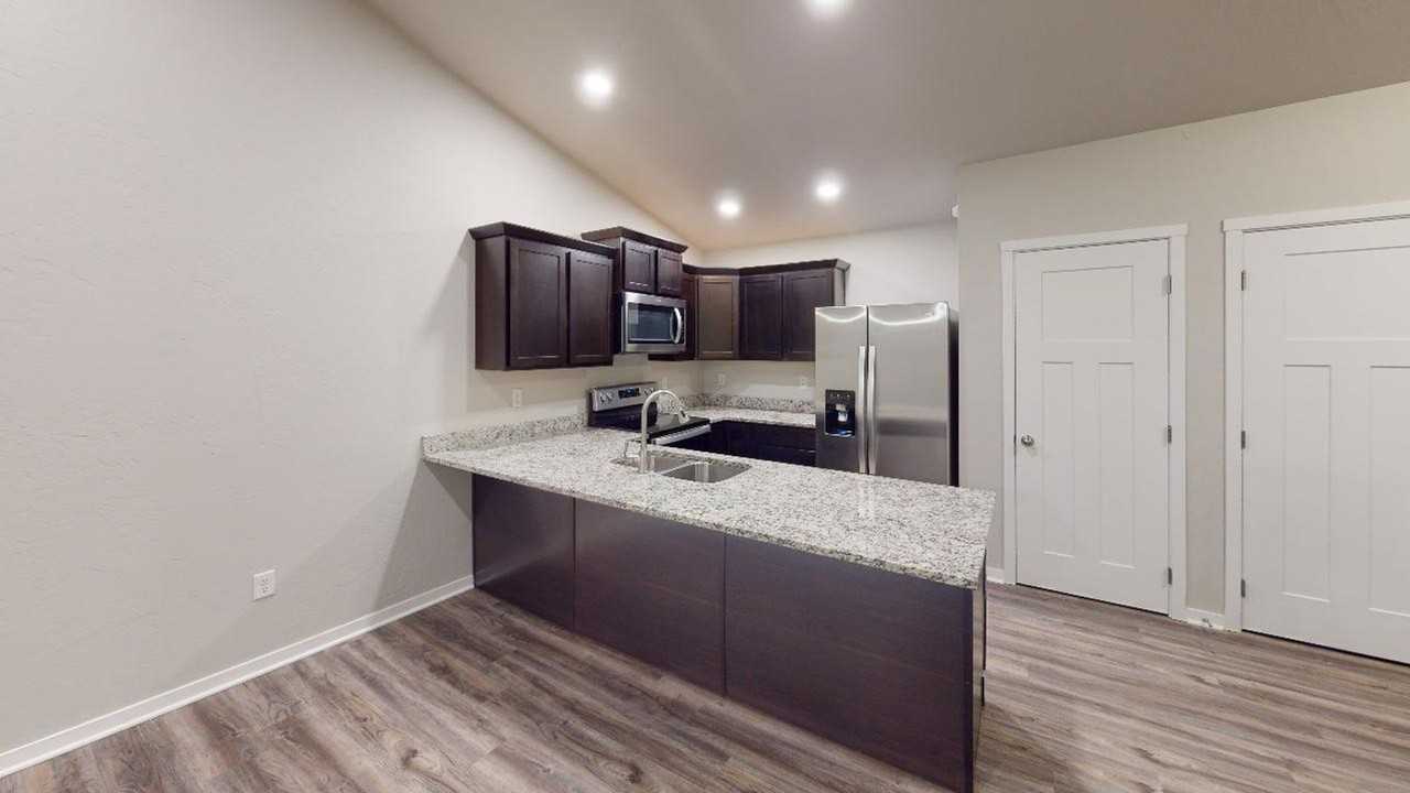 607 Liberty Park Dr - Photo 2 of 10