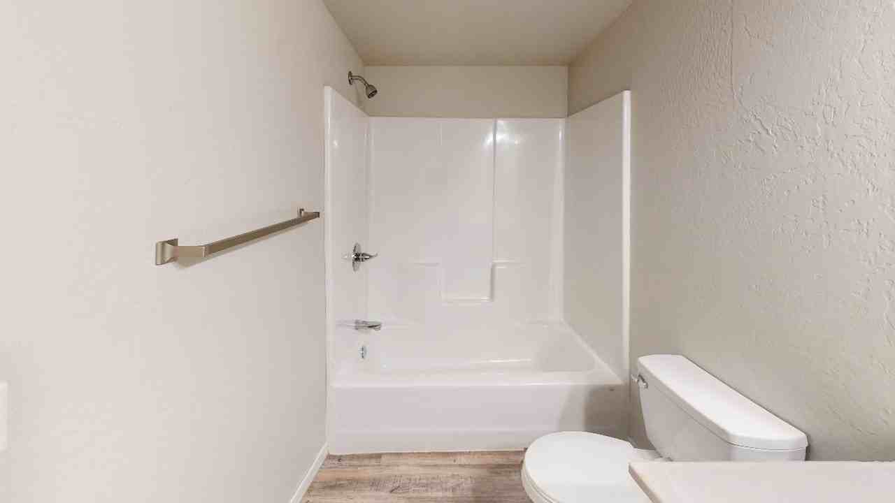 607 Liberty Park Dr - Photo 5 of 10