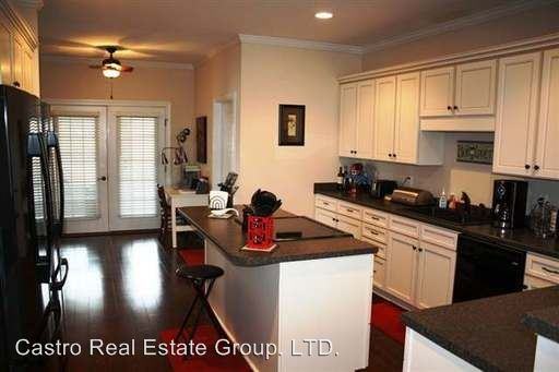 101 Farmstead Place - Photo 3 of 9