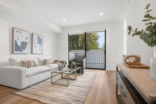 8326 Blackburn Ave. - Photo 1 of 1