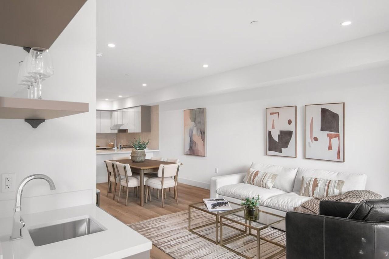 8326 Blackburn Ave. - Photo 7 of 21