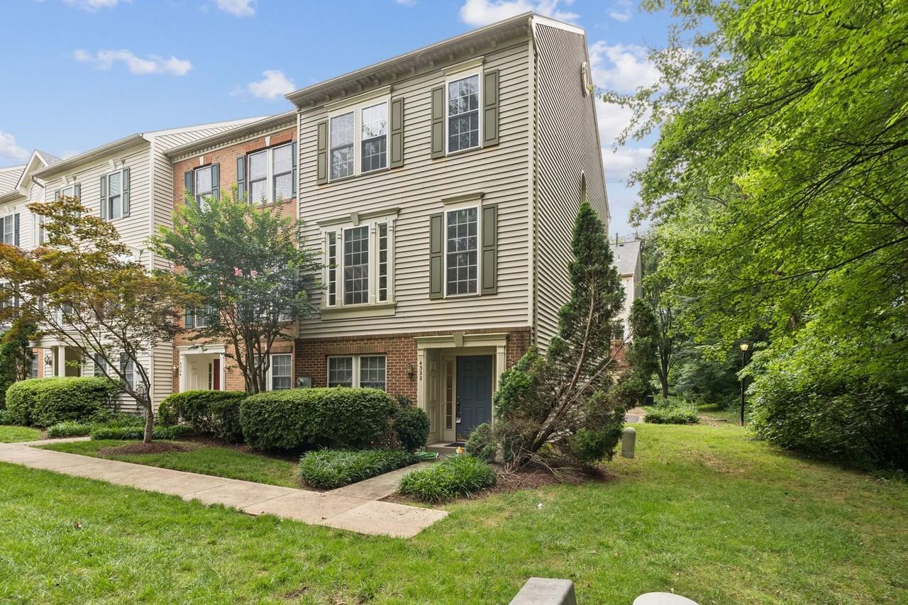 4322 Thomas Brigade Ln - Photo 2 of 20