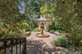 590 Center Dr - Photo 1 of 1