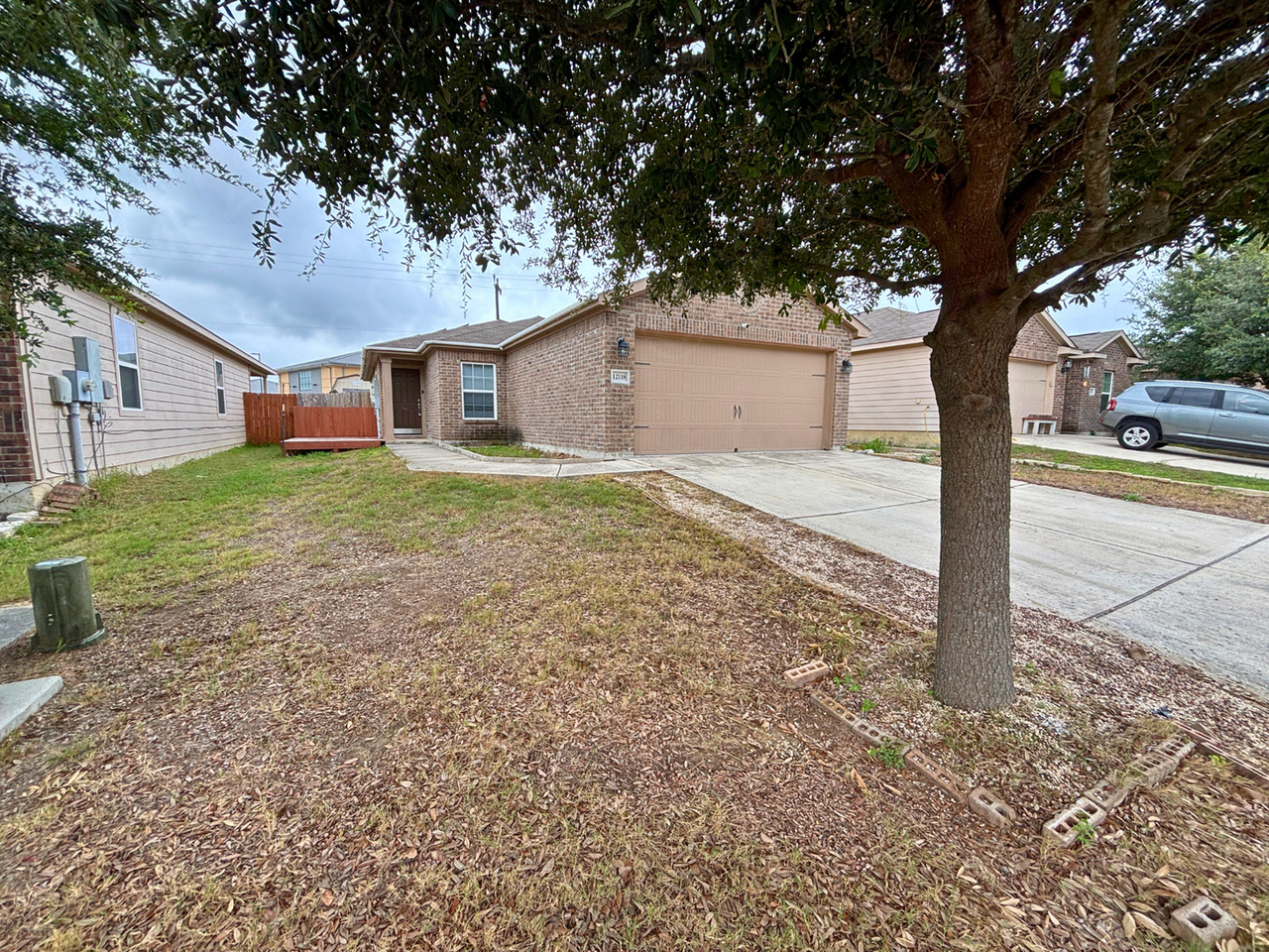 12118 Luckey Smt - Photo 3 of 14