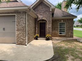 featured image of 1294 Aubie Dr