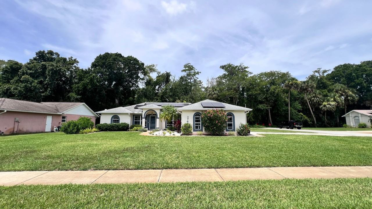 3769 Grove View Ln - Photo 2 of 49