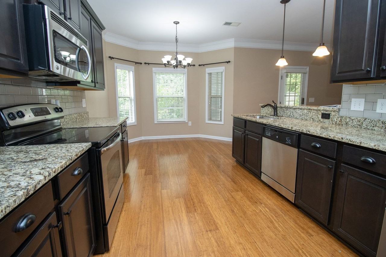 342 Woodmill Cir - Photo 7 of 46
