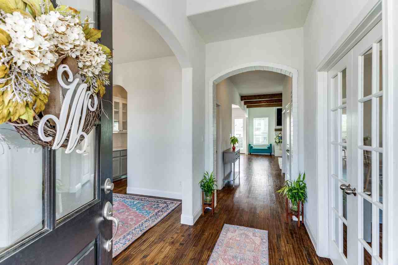 861 Highlands Ave - Photo 6 of 31
