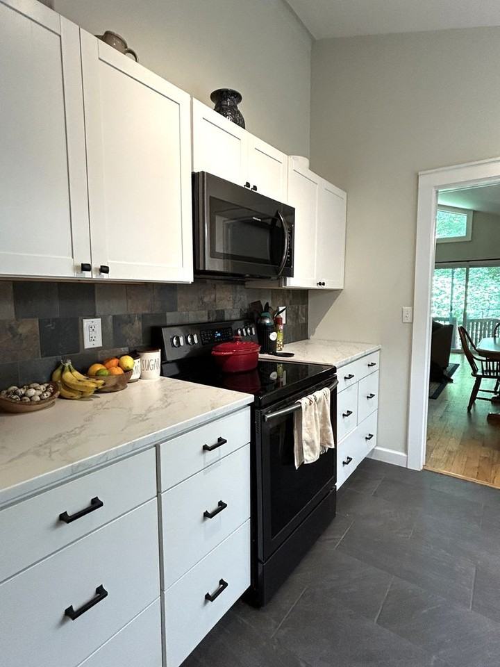 182 Lloyd Bentley Ln - Photo 5 of 22