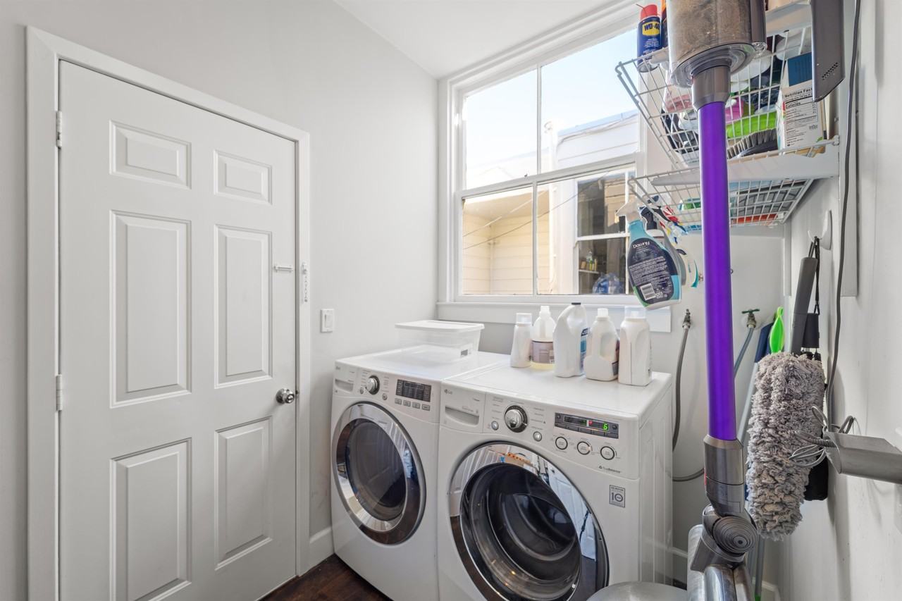 1973 Oak St - Photo 2 of 31