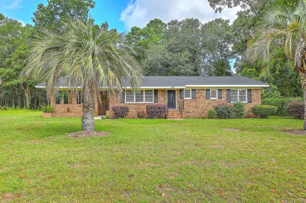 208 Germantown Rd - Photo 3 of 33