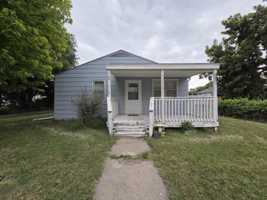 featured image of 724 Logan Ave