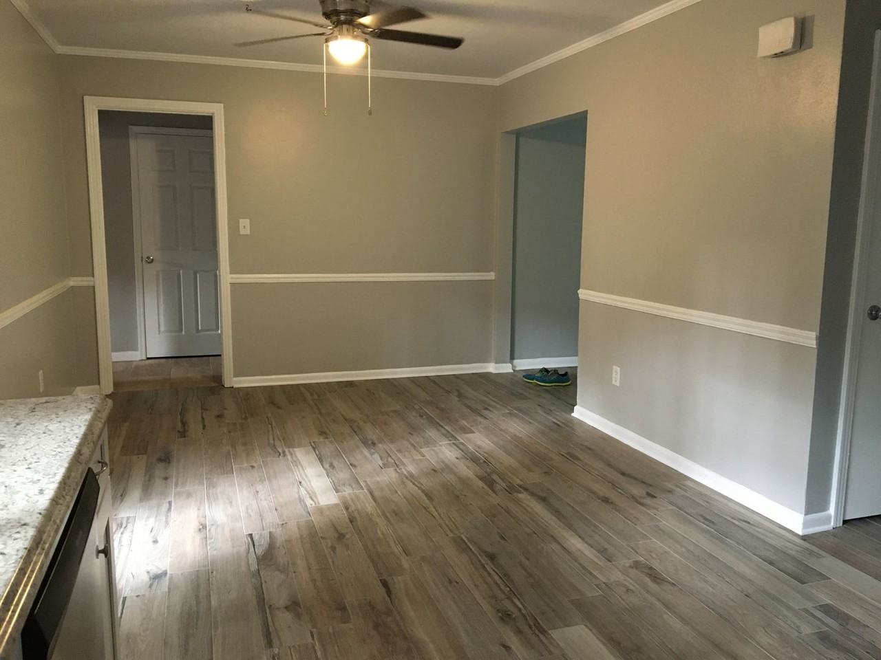 214 Sw 40th St - Photo 3 of 12