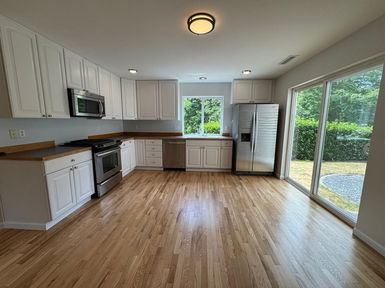 7431 Fairway Ave Se - Photo 6 of 24