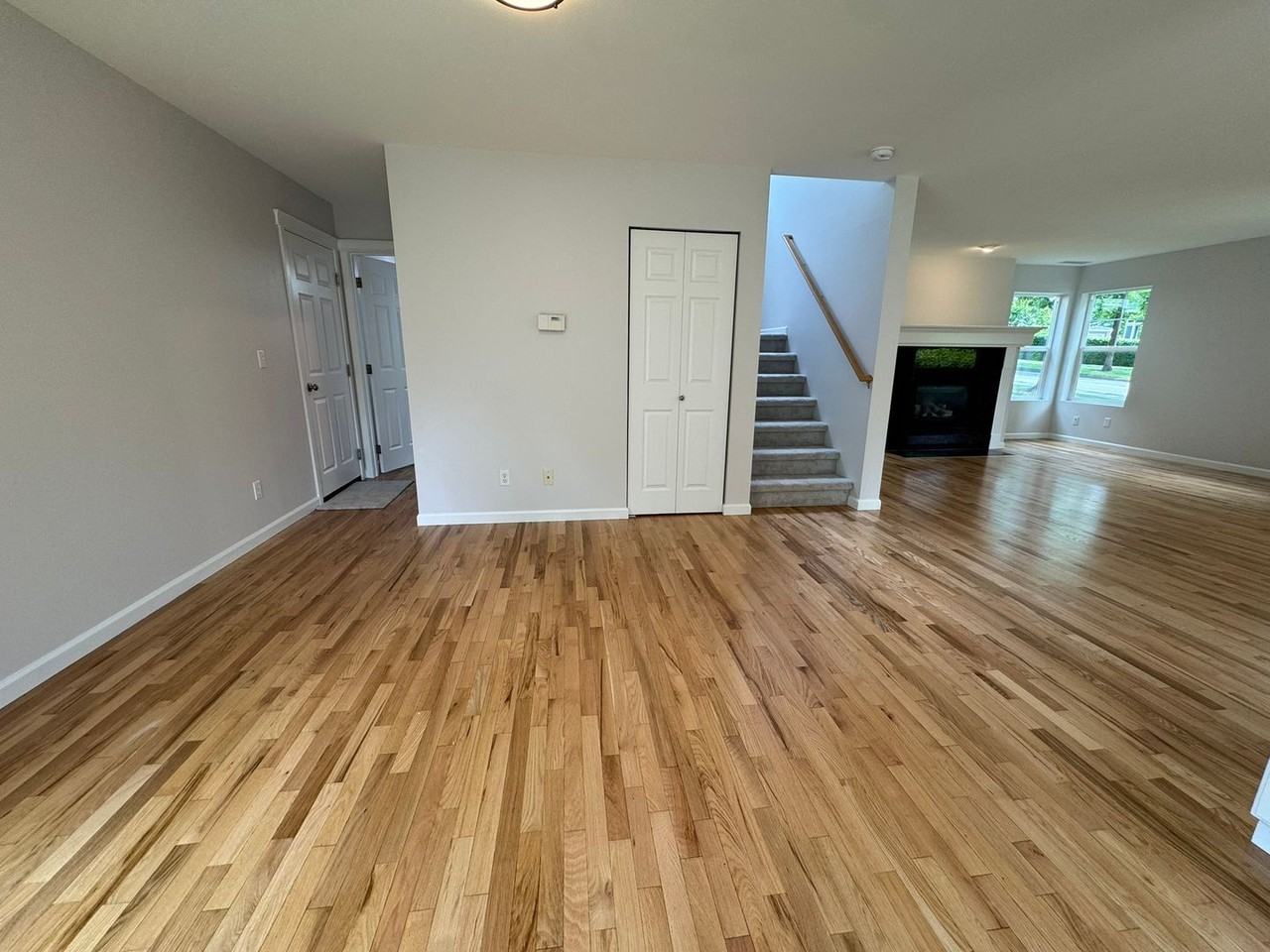 7431 Fairway Ave Se - Photo 7 of 24