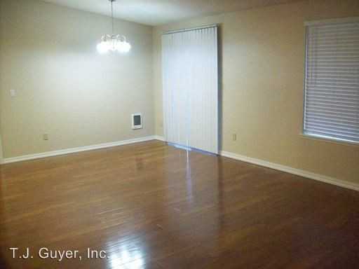 176 Valley Meadows Dr - Photo 3 of 10