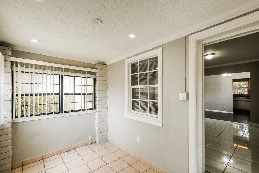 1875 Nw 151st St - Photo 4 of 16