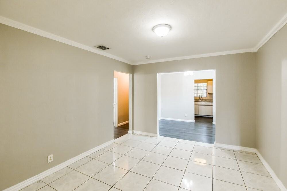 1875 Nw 151st St - Photo 5 of 16