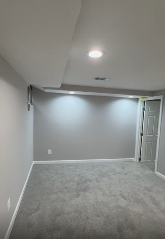 2100 Ashburton St #B - Photo 6 of 7