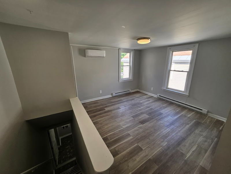 142 Washington Street #4 - Photo 3 of 19