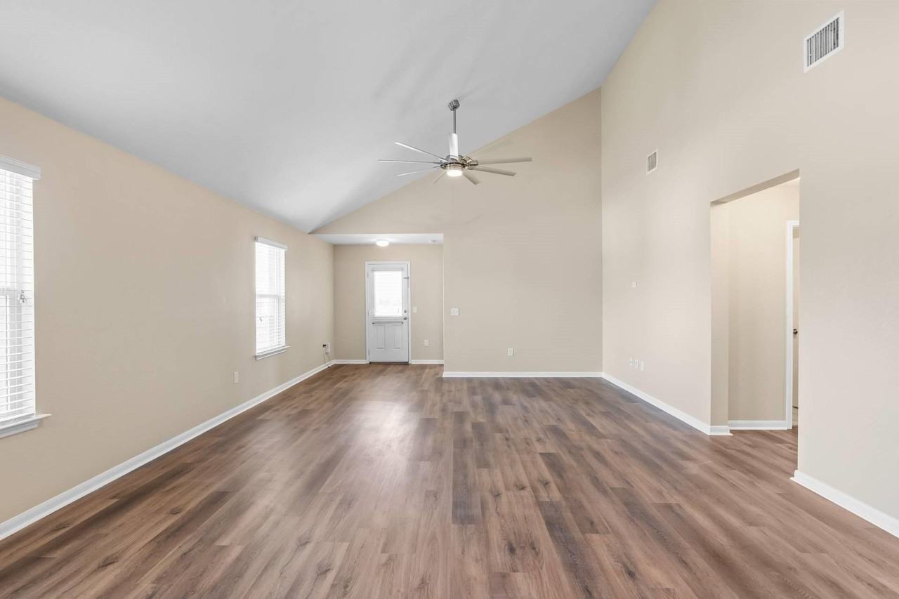 900 Canvasback Creek Dr - Photo 6 of 15