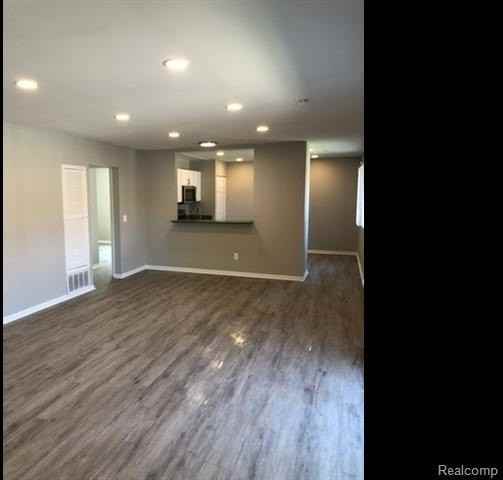 1024 North Rd #601 - Photo 2 of 4