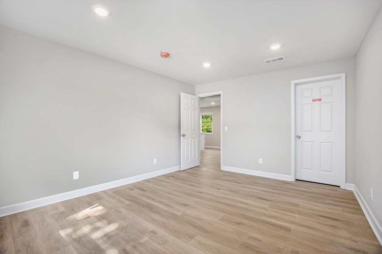 Palisades Apartments - Photo 5 of 16