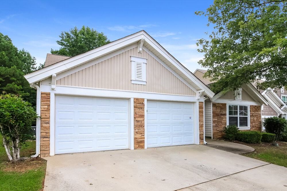 1582 Thornwick Trce - Photo 3 of 16