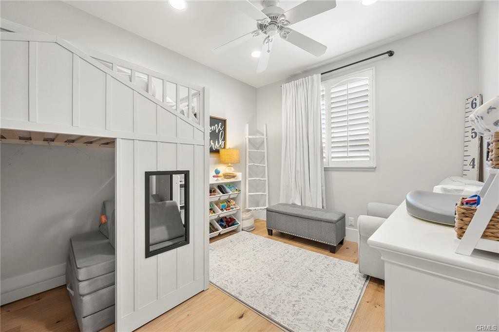 6 Third St - Photo 3 of 8