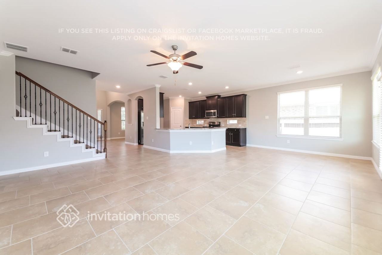 4717 Ray Roberts Dr - Photo 6 of 18