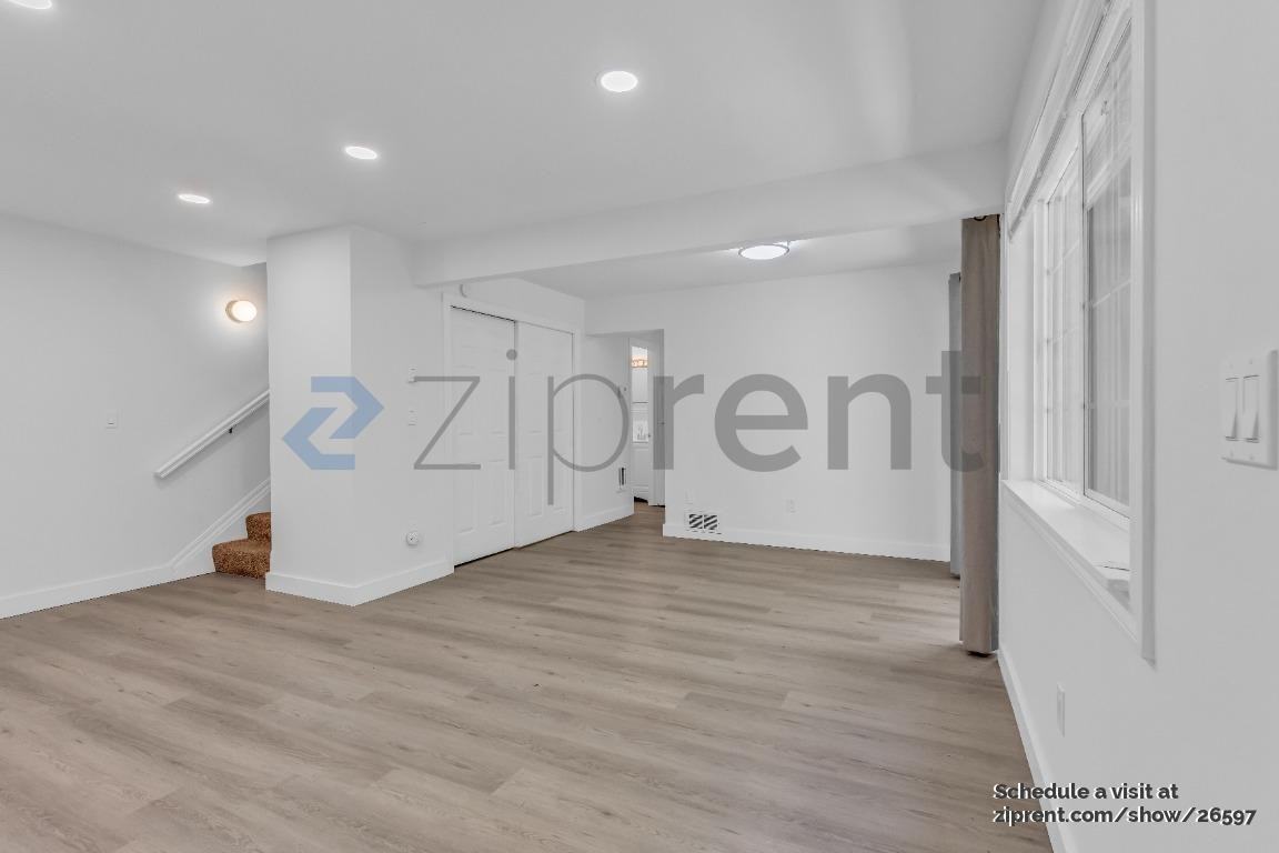 12211 Se 59th St #61 - Photo 6 of 23