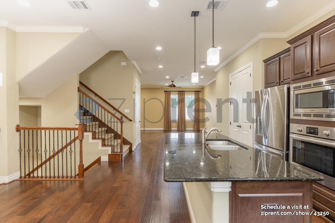 1025 Highknoll Ln - Photo 5 of 28