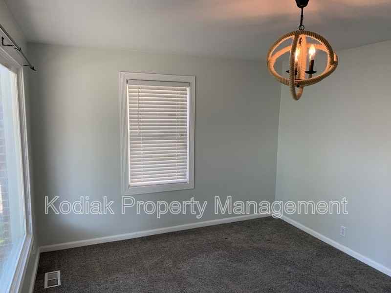 150 Ws - Photo 6 of 34