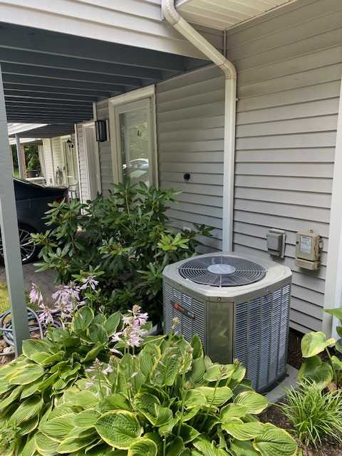 4 Daisy Dr #A - Photo 2 of 16