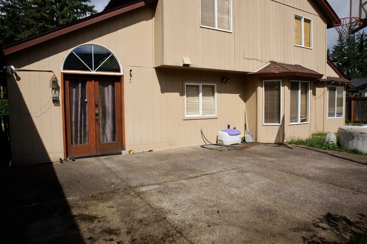 3012 Southeast 157th Avenue #NA - Photo 5 of 22