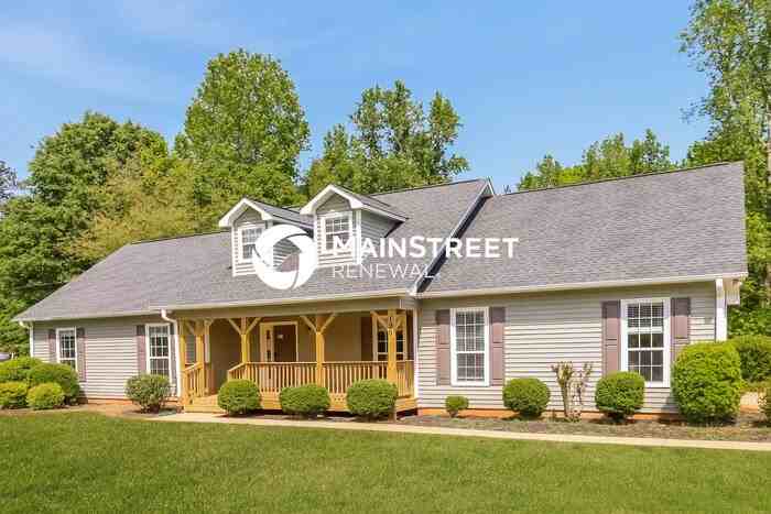 190 Sterling Ave - Photo 2 of 16