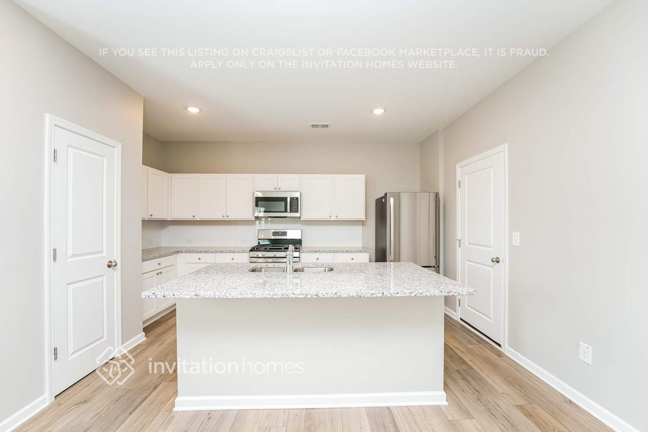 2105 Boxwood Cir - Photo 7 of 18