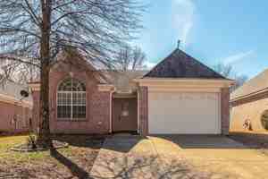 featured image of 9807 Pigeon Roost Park Cir