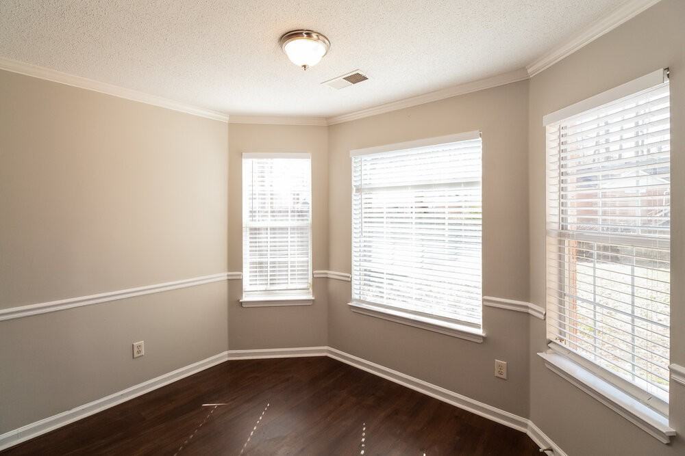 9807 Pigeon Roost Park Cir - Photo 4 of 13