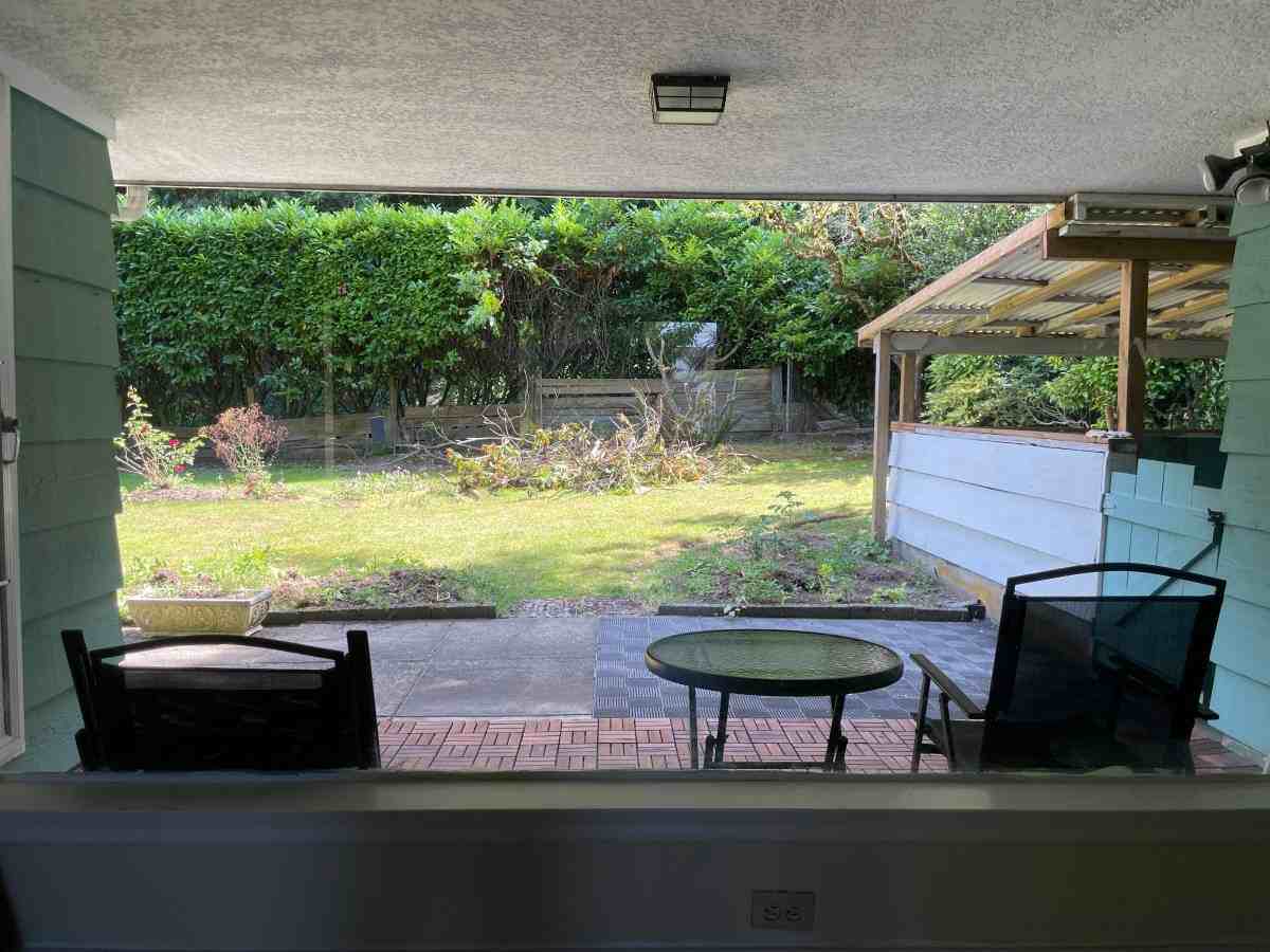 1258 33rd Ave W #1 - Photo 3 of 28