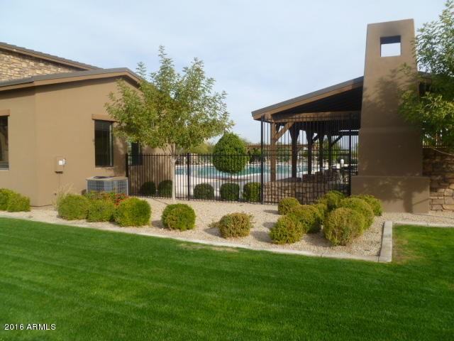 17344 West Lilac Street - Photo 7 of 9