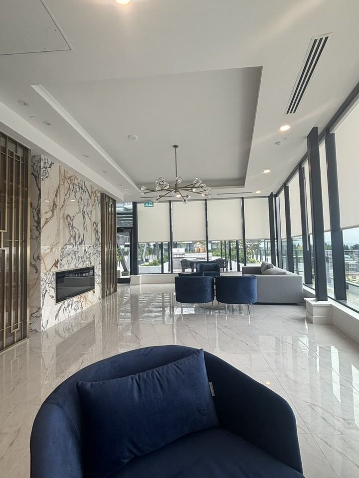 321 21st St W - Photo 2 of 15