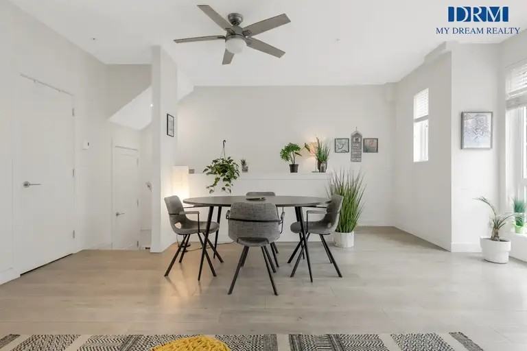 7947 209 St #D189 - Photo 3 of 23