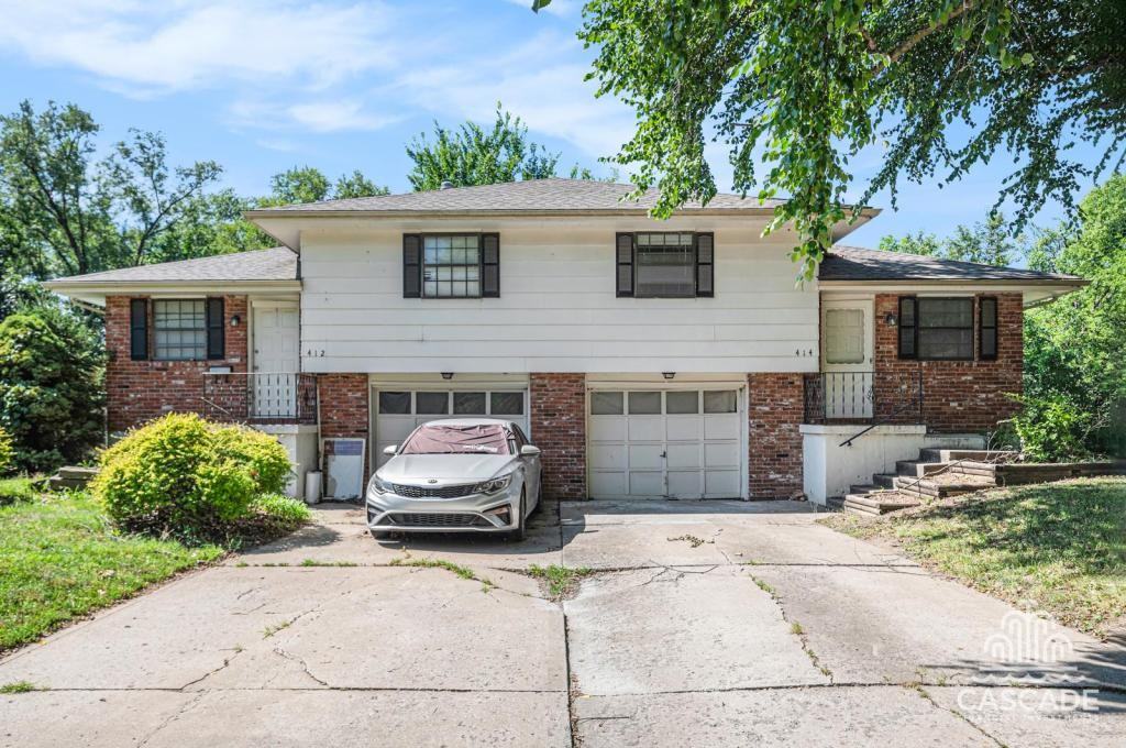 414 Southwest Chicago Street #414 - Photo 3 of 17