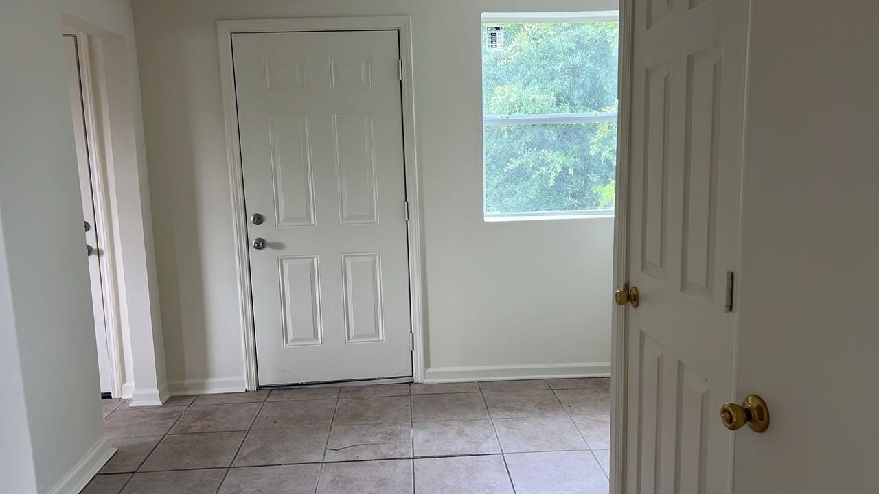 2633 New Orleans St #2633 - Photo 4 of 12