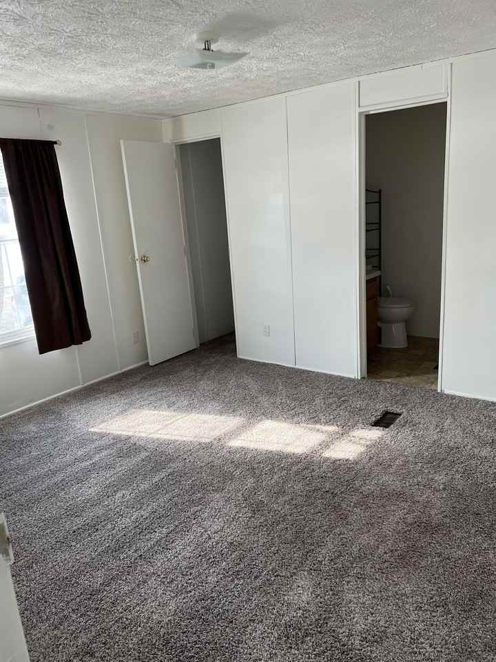 3500 N Yorkshire Dr - Photo 4 of 13