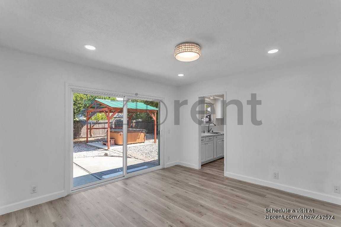 166 Madelia Pl - Photo 7 of 28