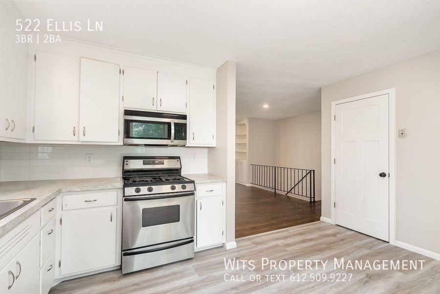 522 Ellis Ln #522 - Photo 2 of 32